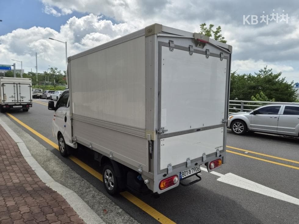 Хюндай Porter 2Удължено междуосие Super Cab Wing Body 전동 PLUS - 7