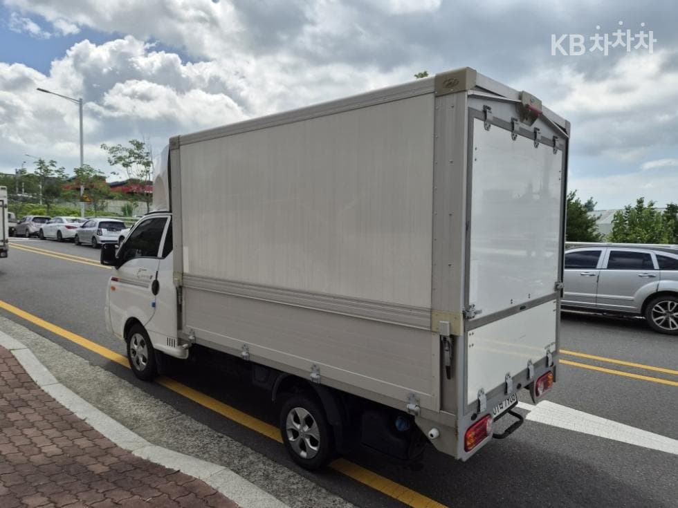 Хюндай Porter 2Удължено междуосие Super Cab Wing Body 전동 PLUS - 8