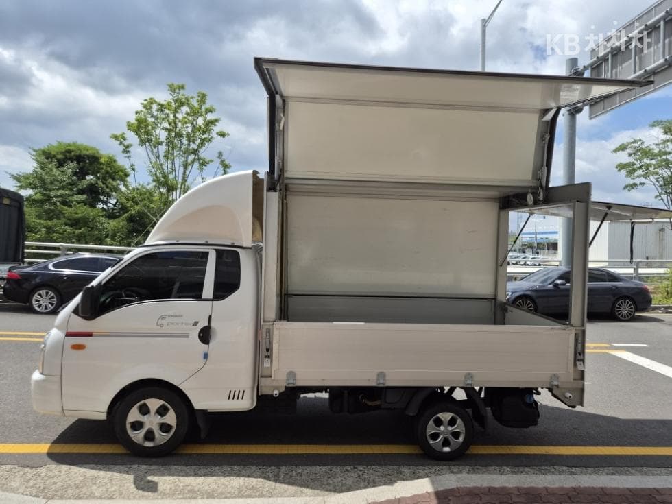 Хюндай Porter 2Удължено междуосие Super Cab Wing Body 전동 PLUS - 12