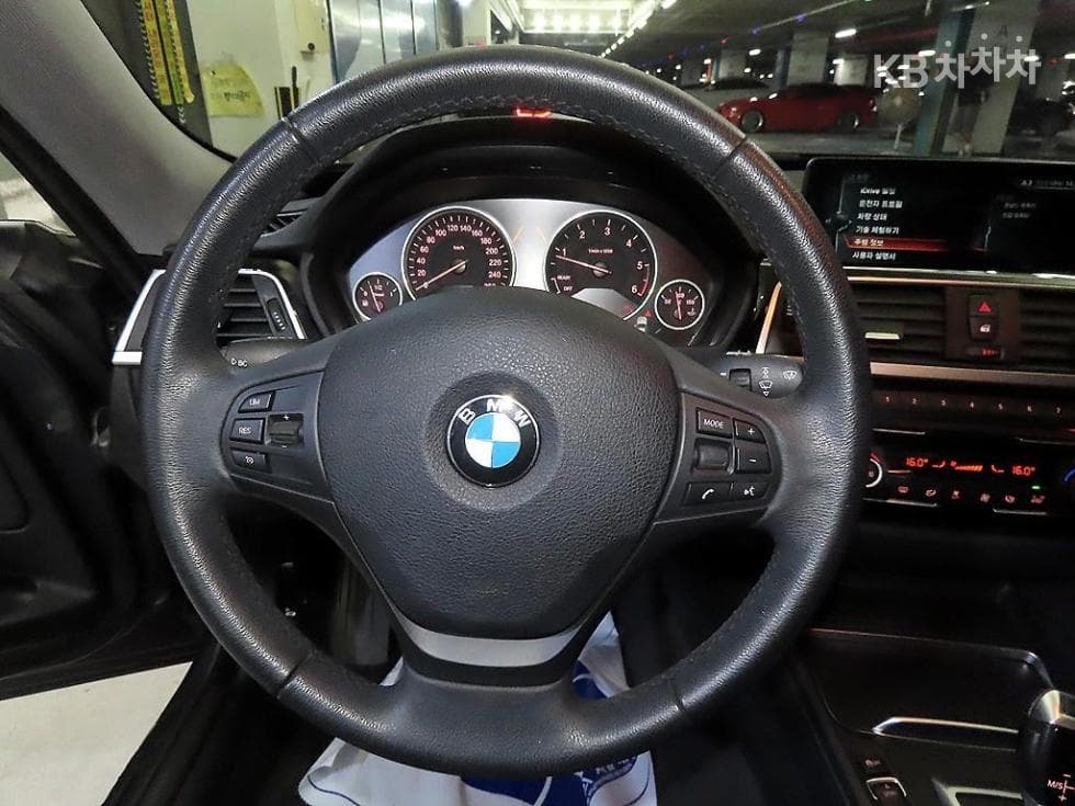 BMW Gran Turismo3 Серия GT 320d F34 - 8