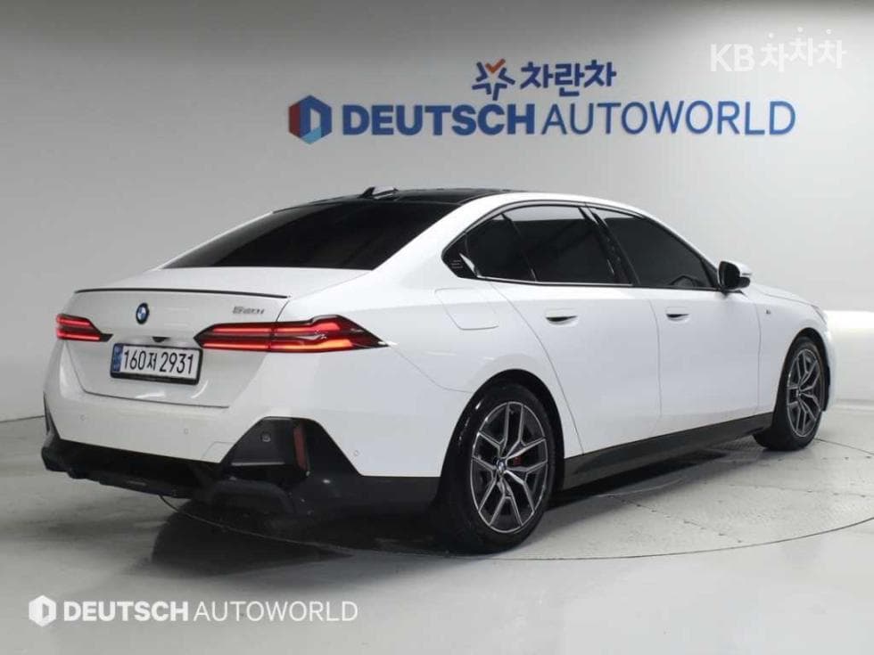 BMW Нов5 Серия(G60)520i M Sport - 2
