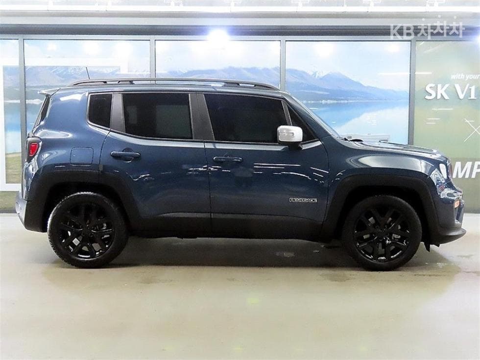 지프 레니게이드1.3 Limited FWD - 3