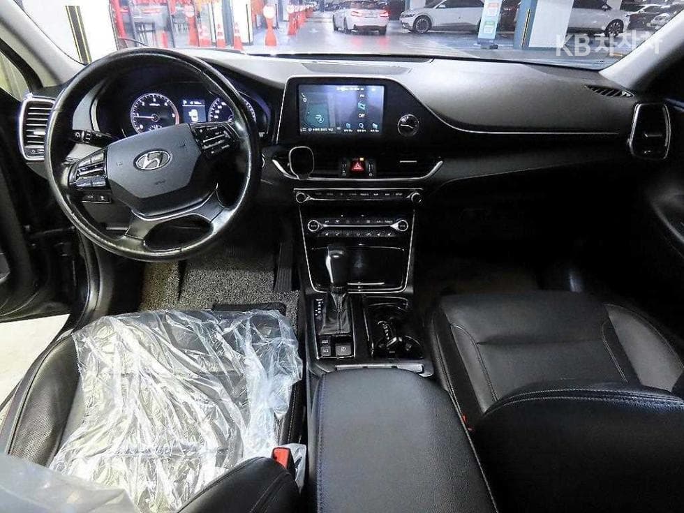 Хюндай Grandeur (Azera)IGДизел 2.2 Premium Стандартен - 10