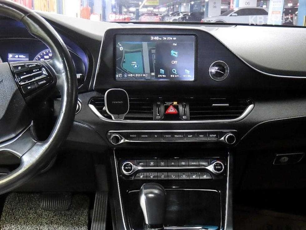 Хюндай Grandeur (Azera)IGДизел 2.2 Premium Стандартен - 11