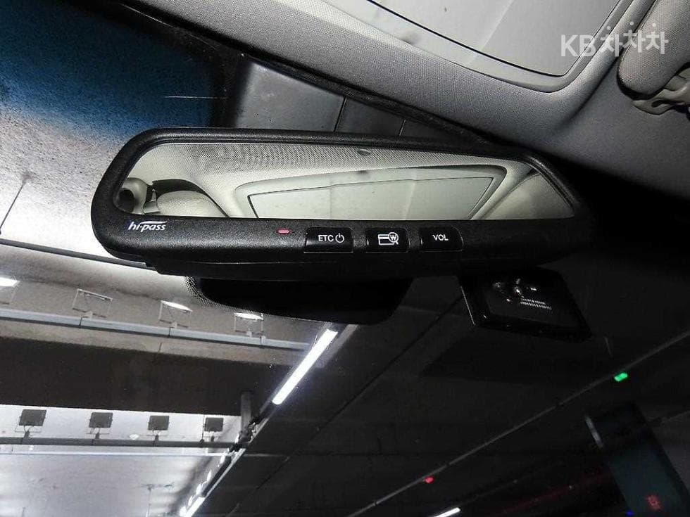 Хюндай Grandeur (Azera)IGДизел 2.2 Premium Стандартен - 15