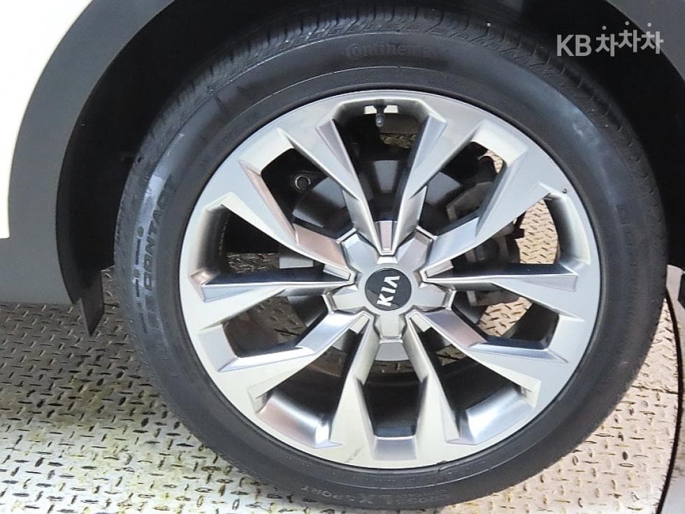 Киа Sorento 4-то поколение2.2 Дизел 2WD Noblesse - 20