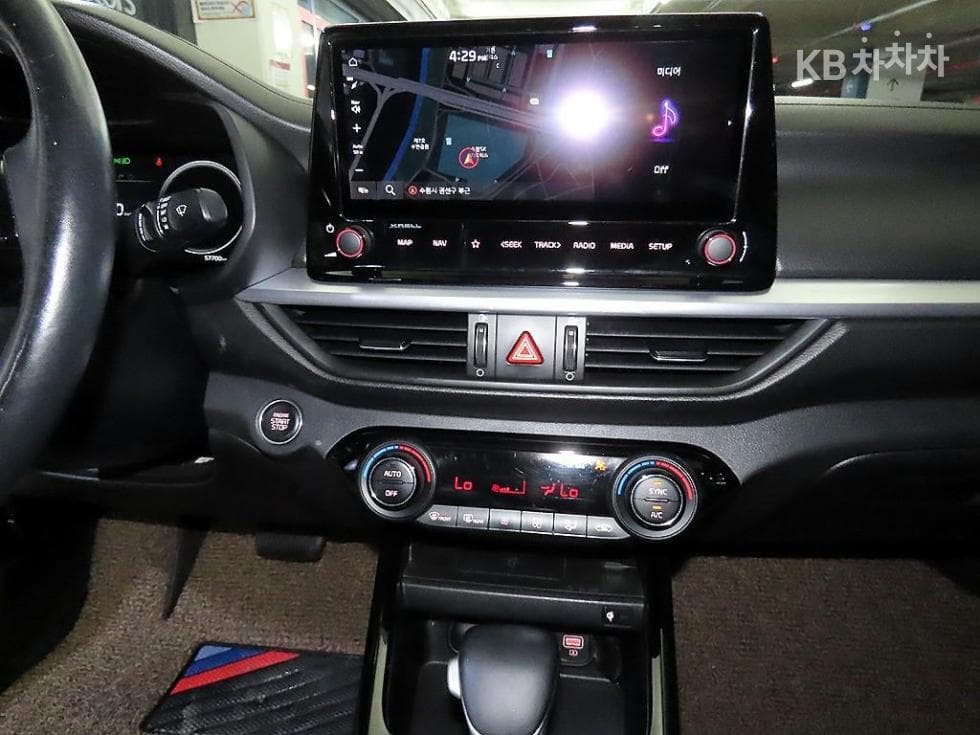 Киа The New (фейслифт) K3(BD)1.6 Бензин Signature - 11