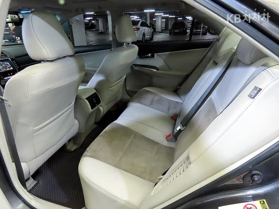 Toyota Нов Camry2.5L хибрид XLE - 7