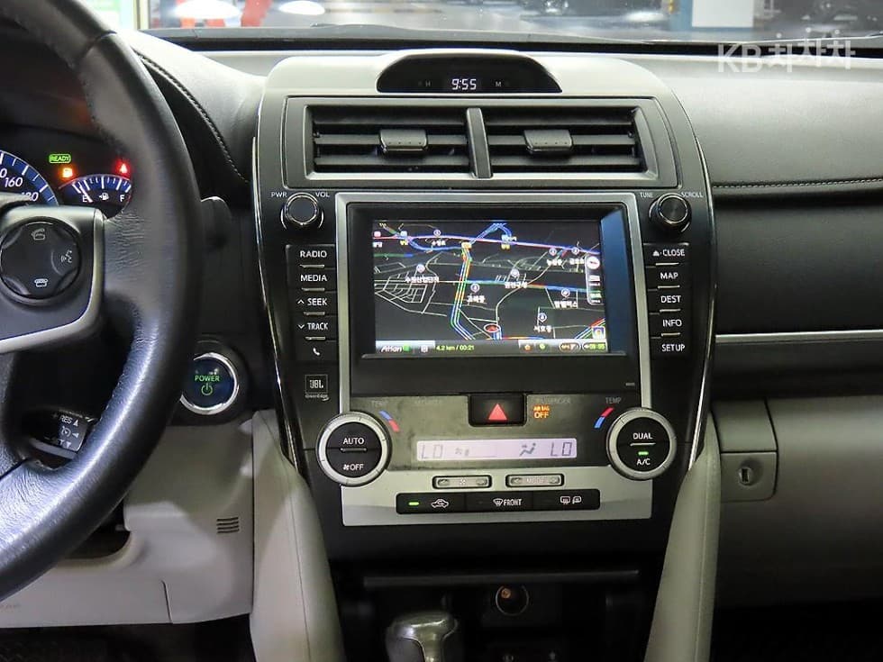 Toyota Нов Camry2.5L хибрид XLE - 11