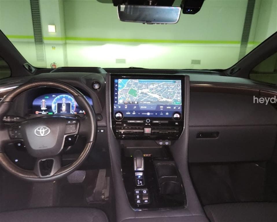 Toyota ALPHARD(AH30)2.5 HEV AWD Стандартен - 7