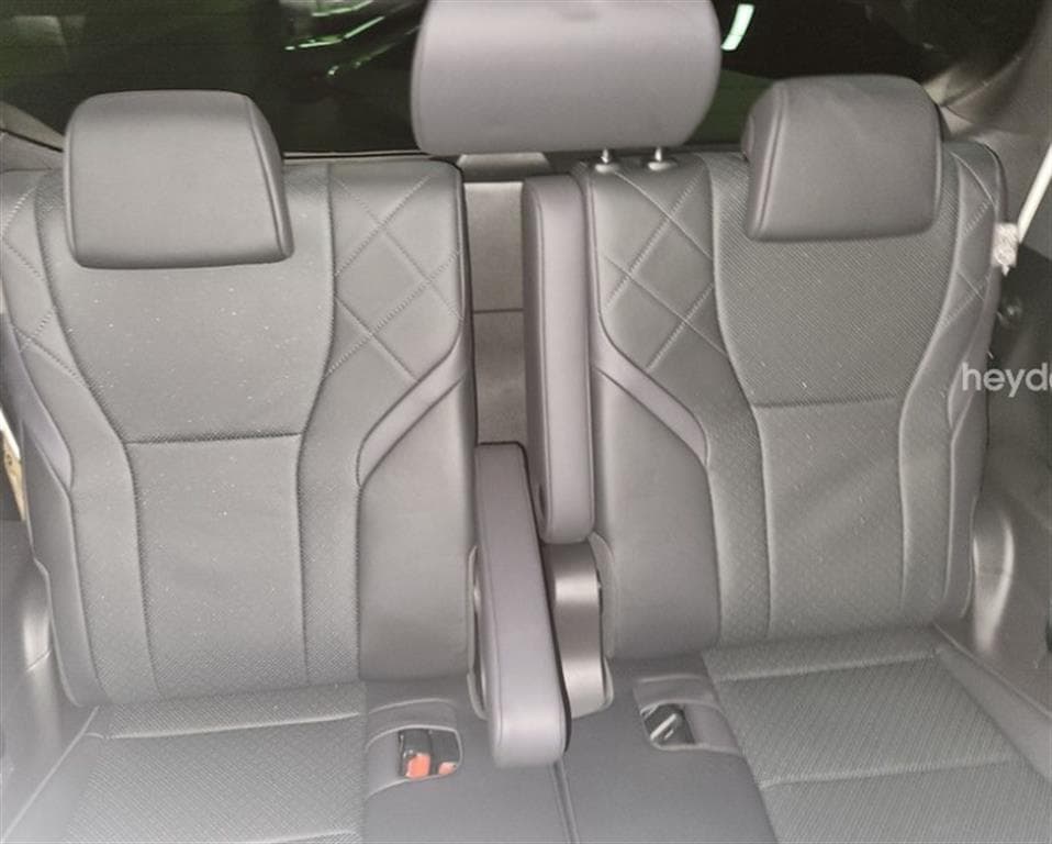Toyota ALPHARD(AH30)2.5 HEV AWD Стандартен - 10