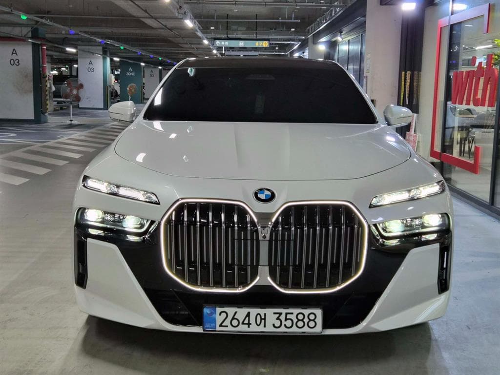 BMW 7시리즈(G70)740i xDrive M Sport - 2