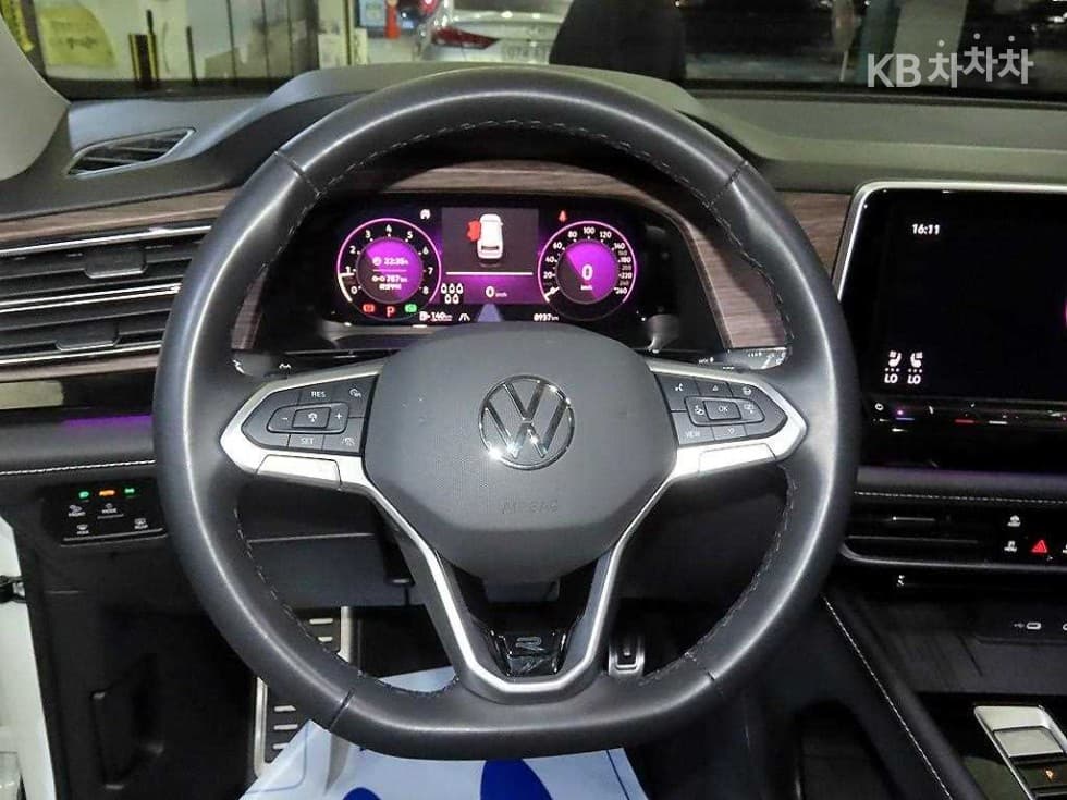 Volkswagen 아틀라스2.0 Турбо Бензин Стандартен - 8