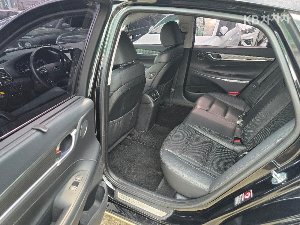 Hyundai Grandeur (Azera)IG3.0 Exclusive Standard - 13