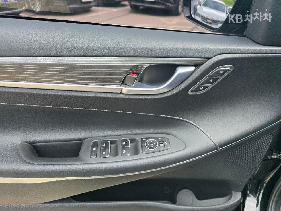 Hyundai Grandeur (Azera)IG3.0 Exclusive Standard - 15