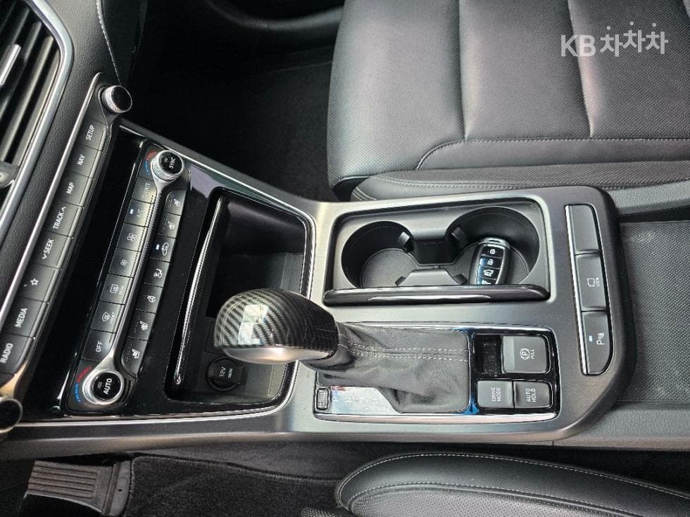 Hyundai Grandeur (Azera)IG3.0 Exclusive Standard - 16