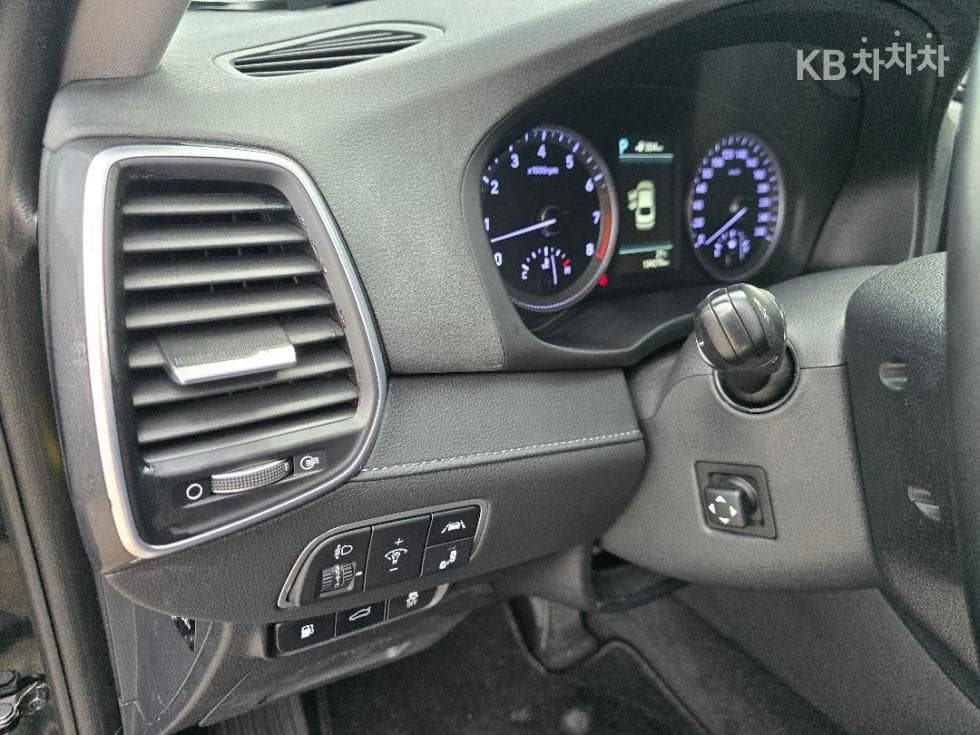 Hyundai Grandeur (Azera)IG3.0 Exclusive Standard - 17