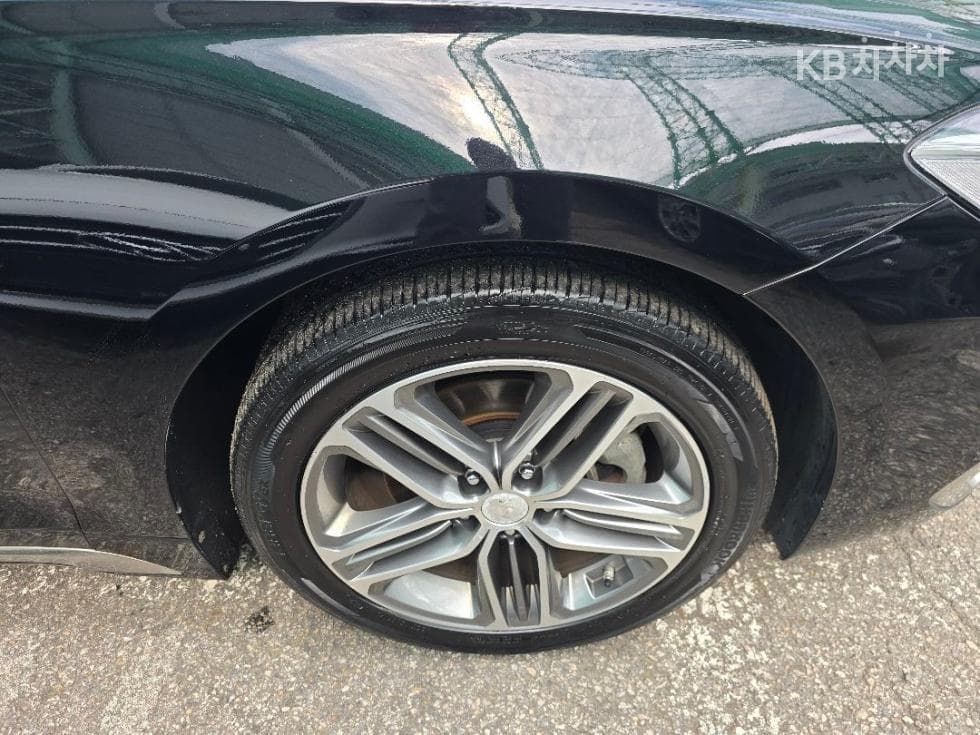 Hyundai Grandeur (Azera)IG3.0 Exclusive Standard - 18