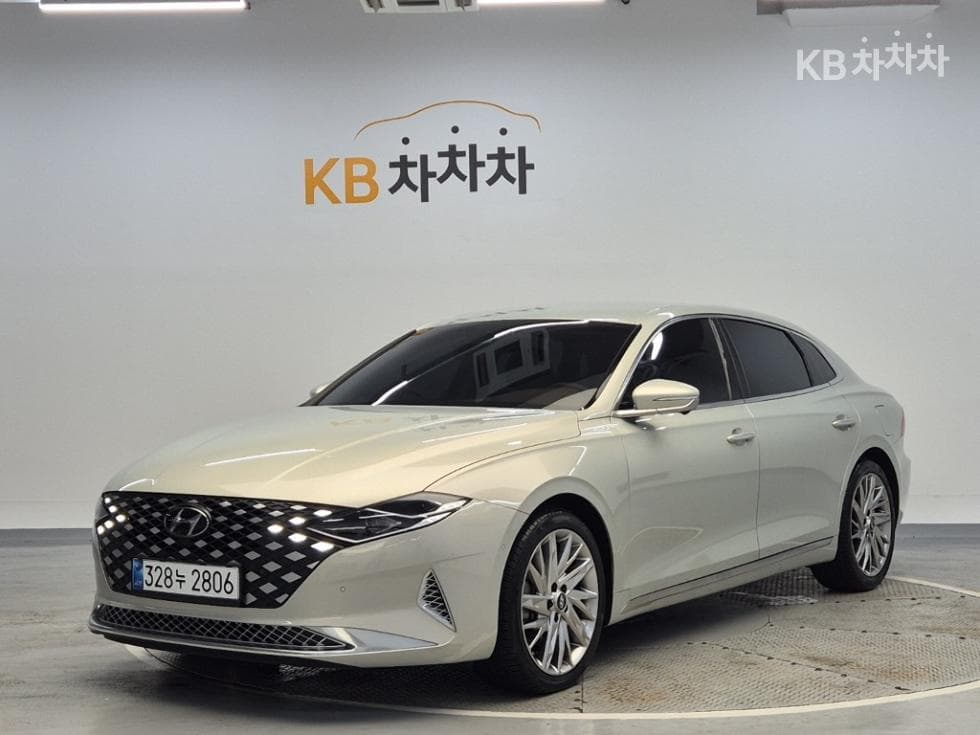 Hyundai The New (facelift) Grandeur (Azera) 3.3 Calligraphy - Image 1