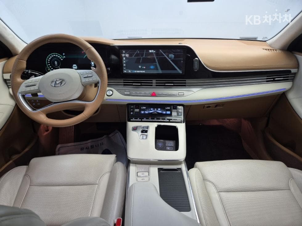 Hyundai The New (facelift) Grandeur (Azera)3.3 Calligraphy - 7