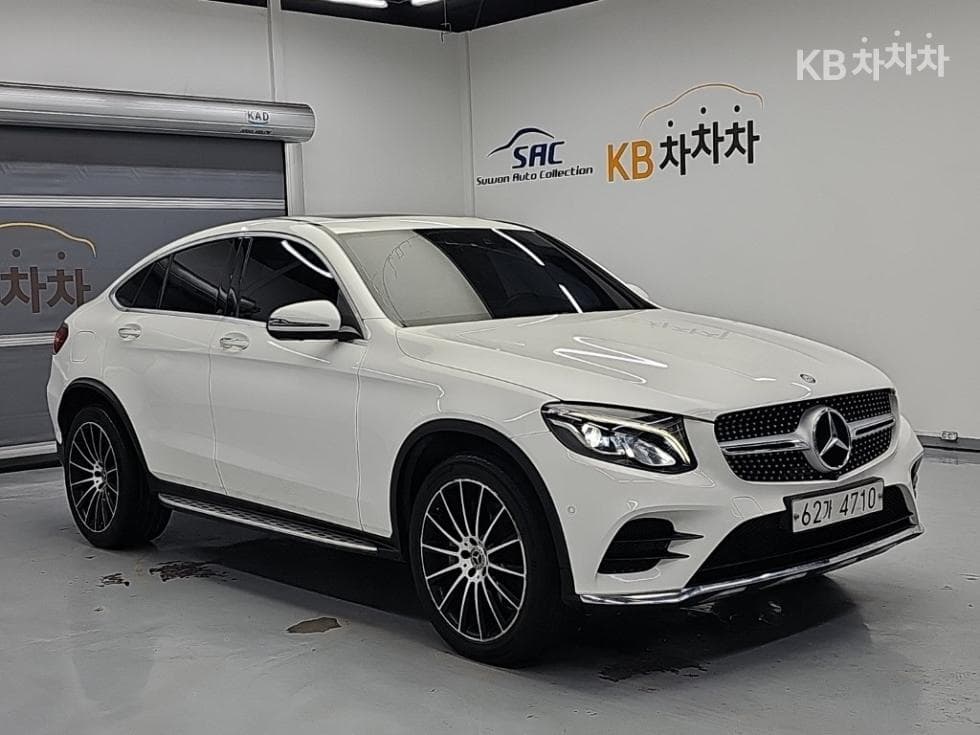 Mercedes-Benz GLC(X253)220 d 4Matic COUPE Premium - 4