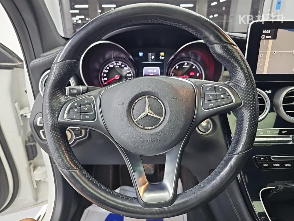 Mercedes-Benz GLC(X253)220 d 4Matic COUPE Premium - 9