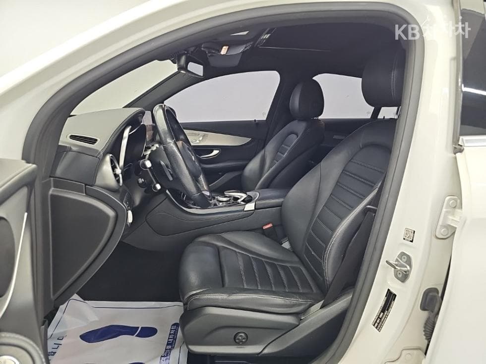 Mercedes-Benz GLC(X253)220 d 4Matic COUPE Premium - 11