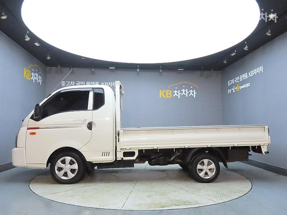 Hyundai Porter 2Extra Long Super Cab CRDi SUP High-end Type - 5