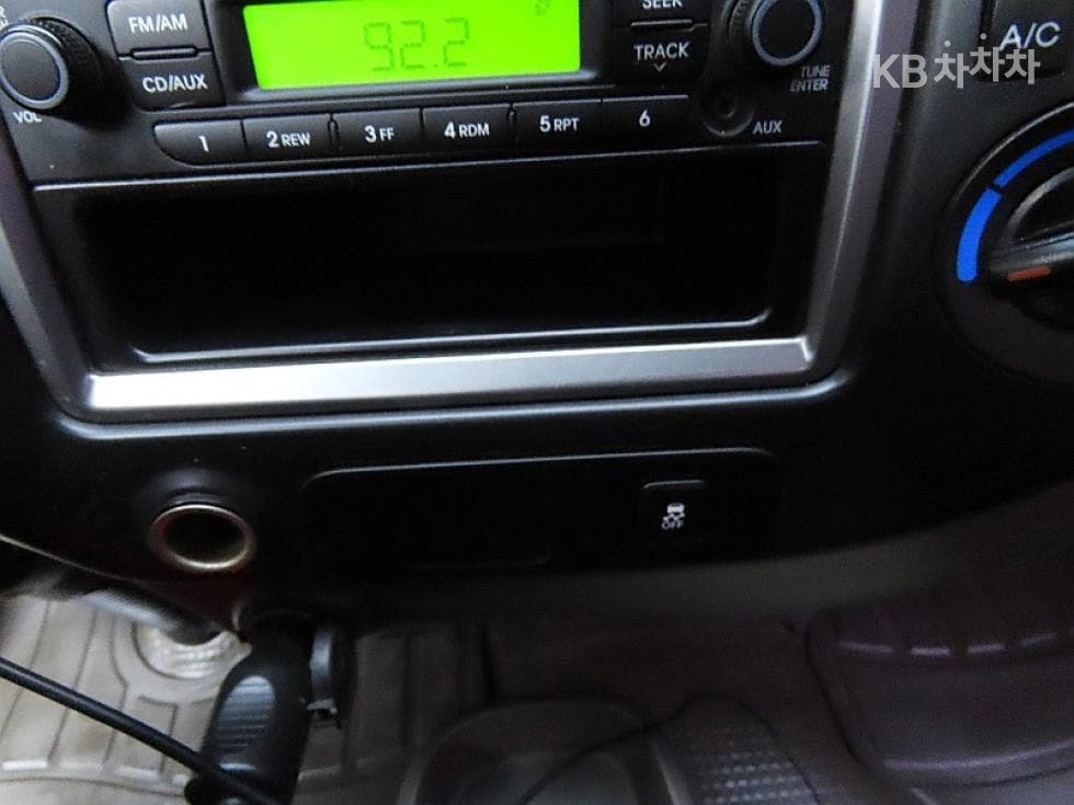 Hyundai Porter 2Extra Long Super Cab CRDi SUP High-end Type - 14