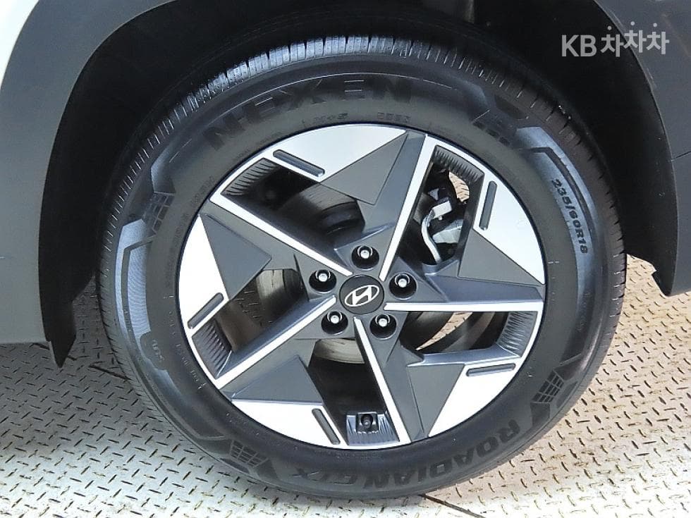 Hyundai The New (facelift) Tucson(NX (Lexus SUV)4)Gasoline 1.6T 2WD Inspiration - 20