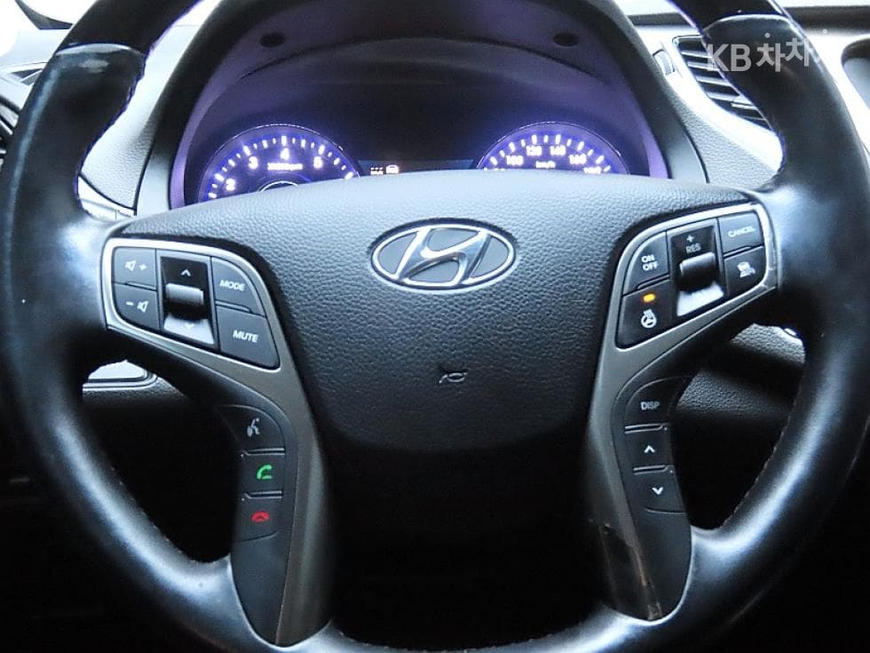 Хюндай Grandeur (Azera)HGHG300 로얄 - 17