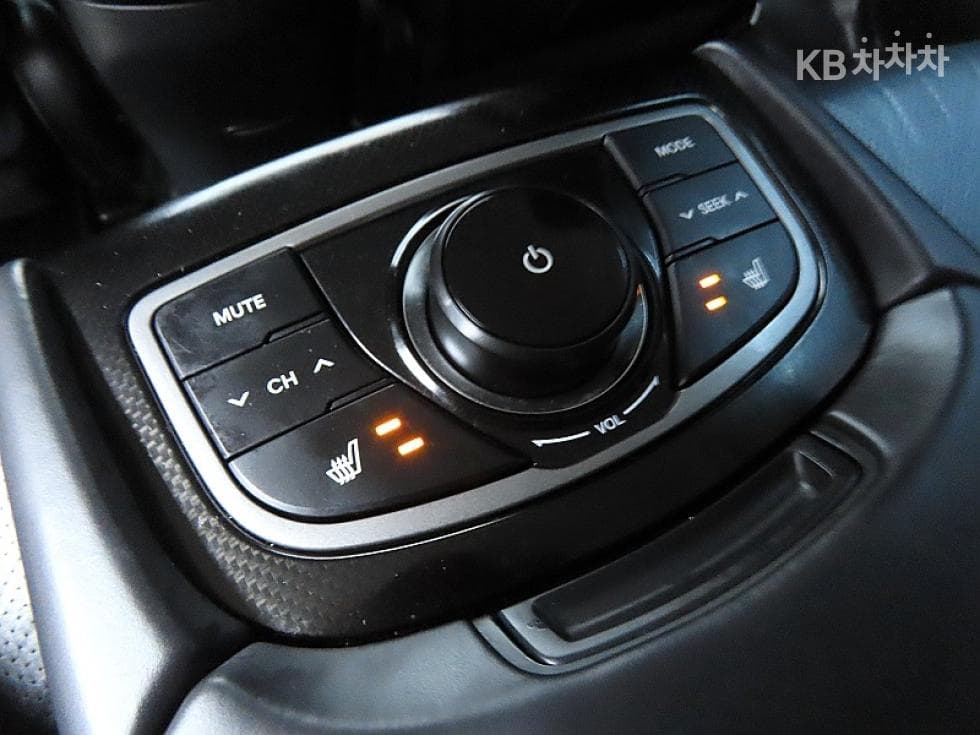 Хюндай Grandeur (Azera)HGHG300 로얄 - 18