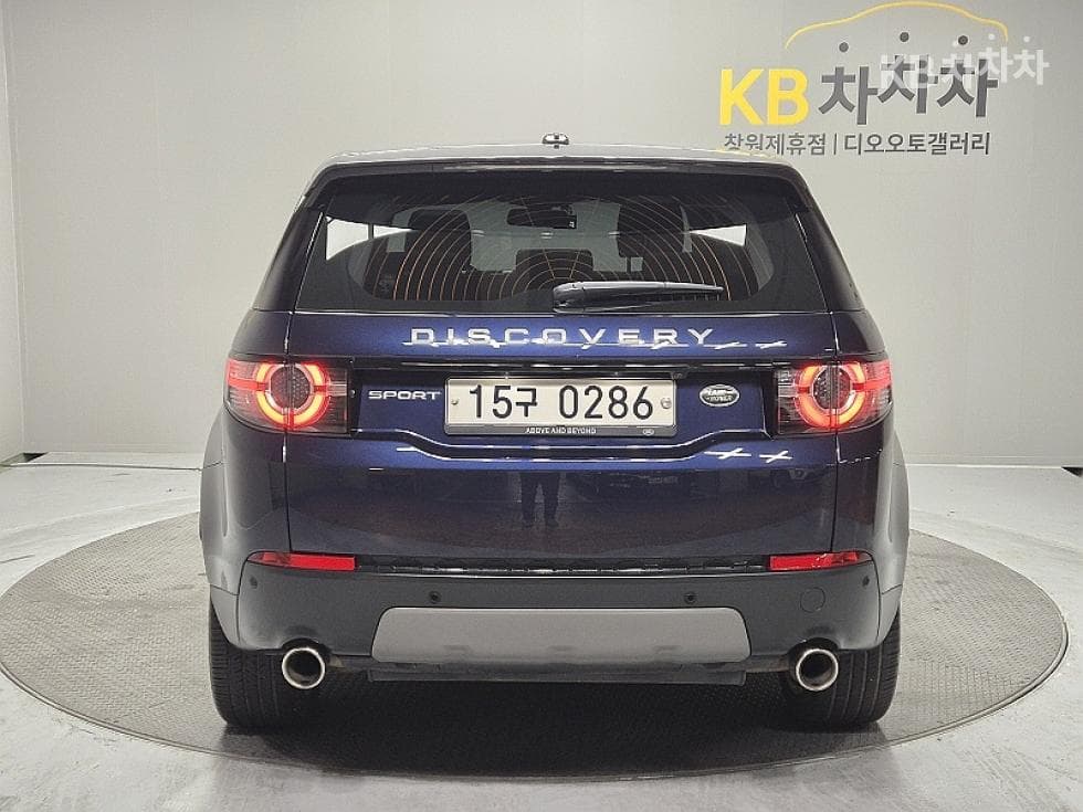 Land Rover 디스커버리 스포츠2.0 TD4 SE - 5