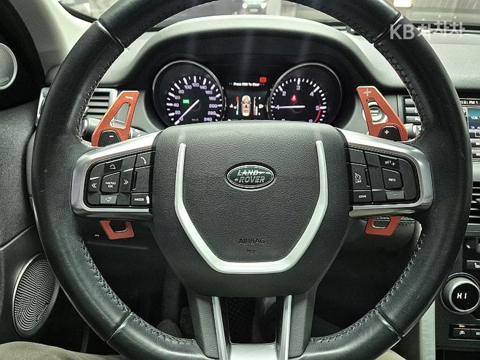 Land Rover 디스커버리 스포츠2.0 TD4 SE - 17