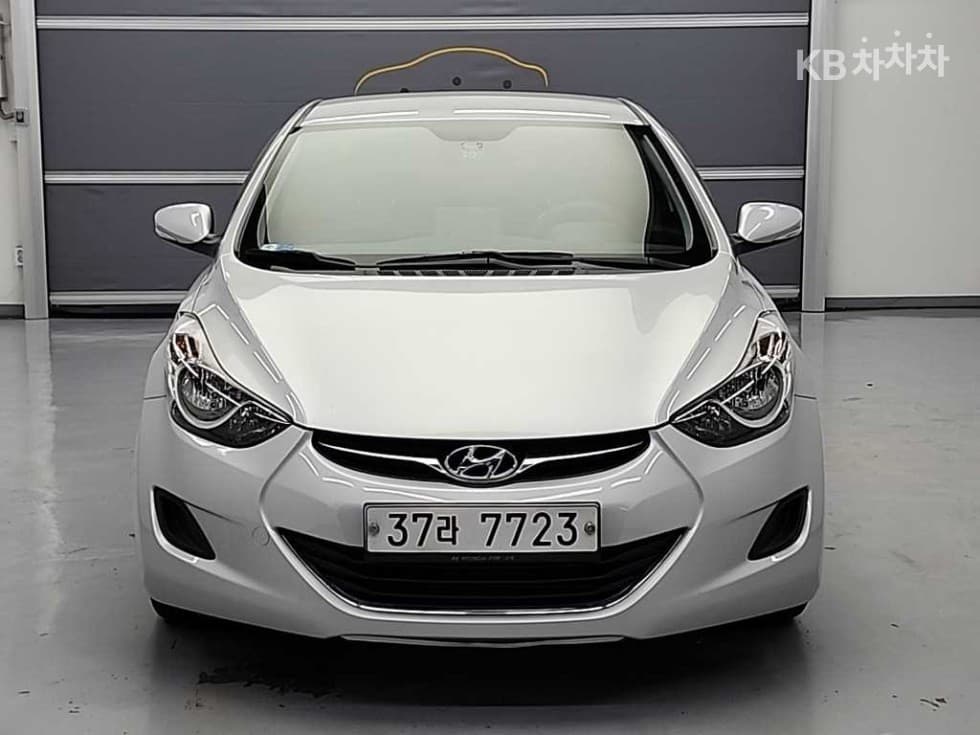 Хюндай Avante (Elantra)MDM16 GDi LUXURY - 2