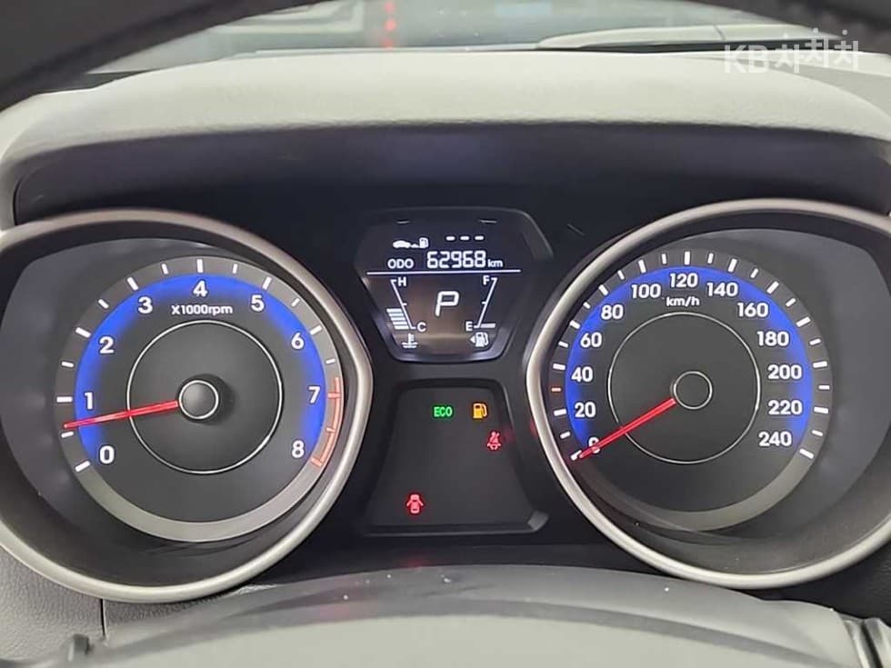 Хюндай Avante (Elantra)MDM16 GDi LUXURY - 6