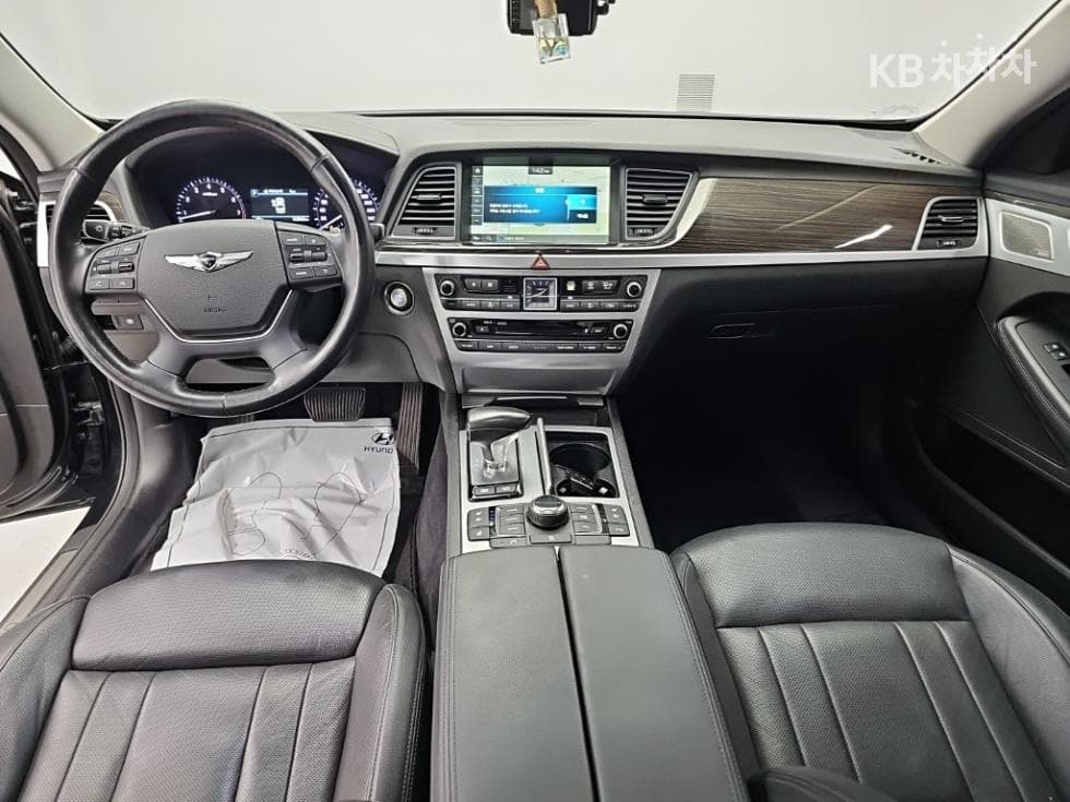 Genesis G803.3 GDI AWD Premium Luxury - 7