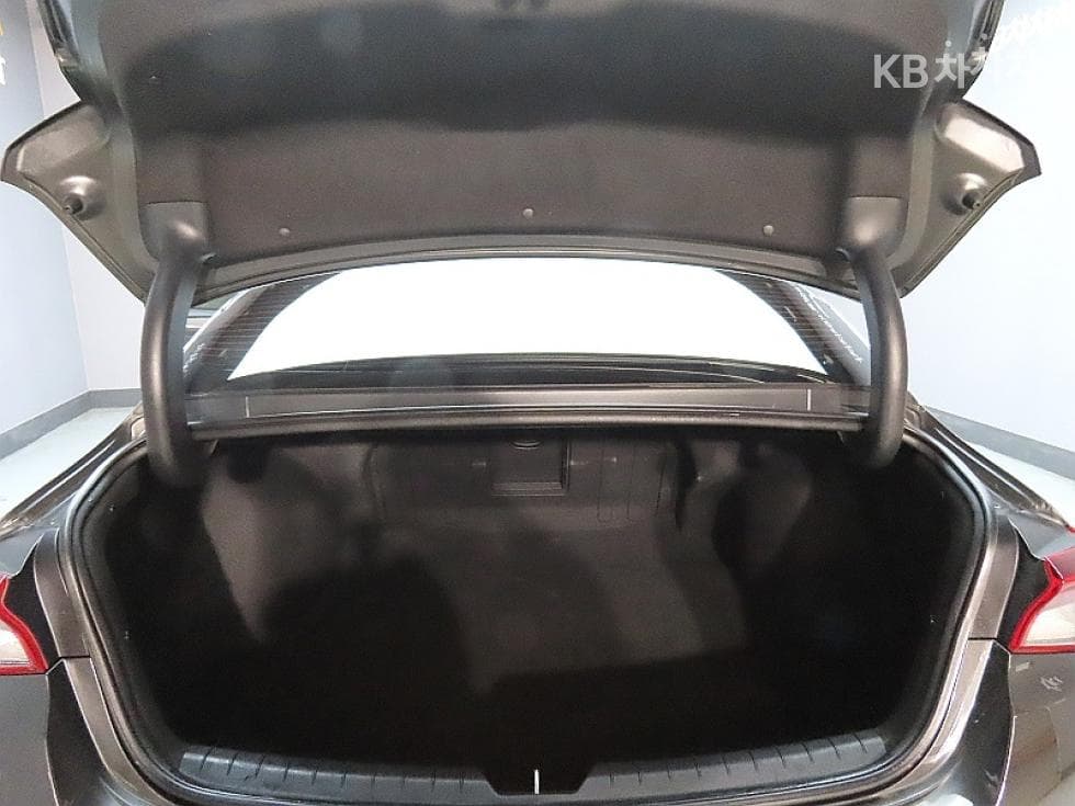 Kia The New (facelift) K5 Second generation1.6 Gasoline Turbo Prestige - 19