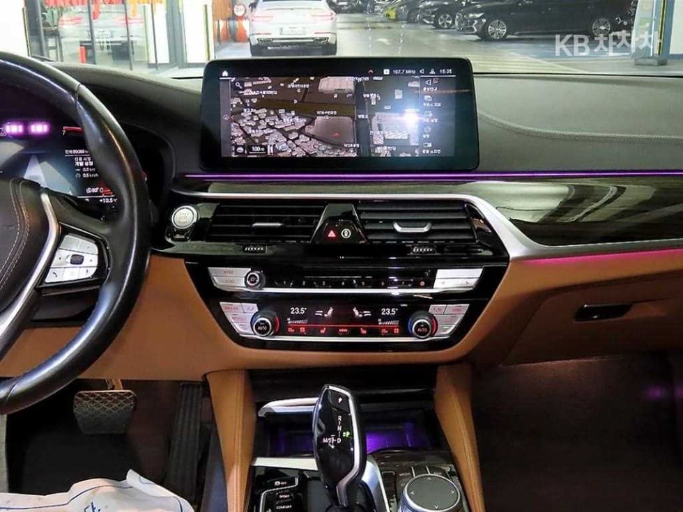 BMW 올Нов5 Серия (G30)520i Luxury - 11