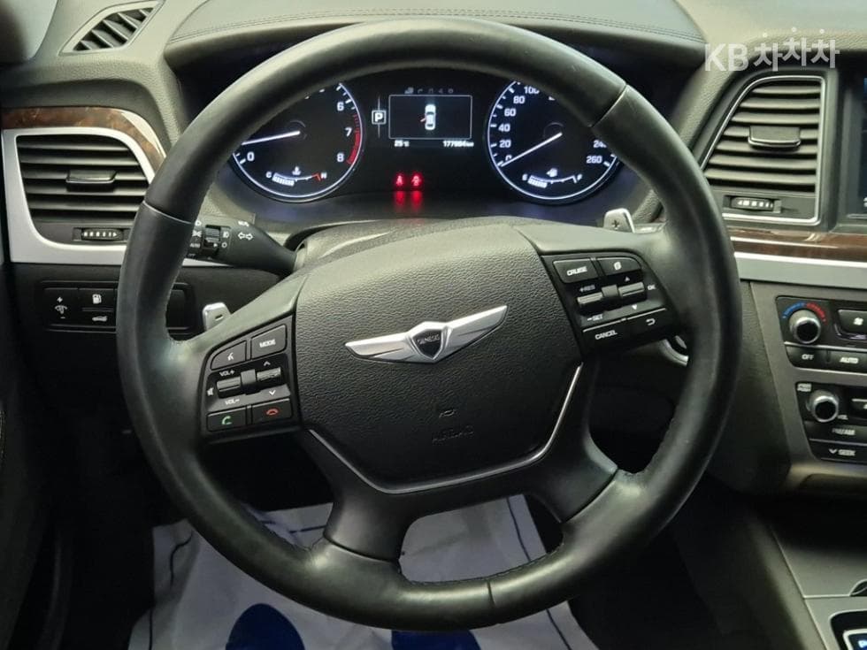 Hyundai GenesisDHG330 Modern AWD Standard - 9