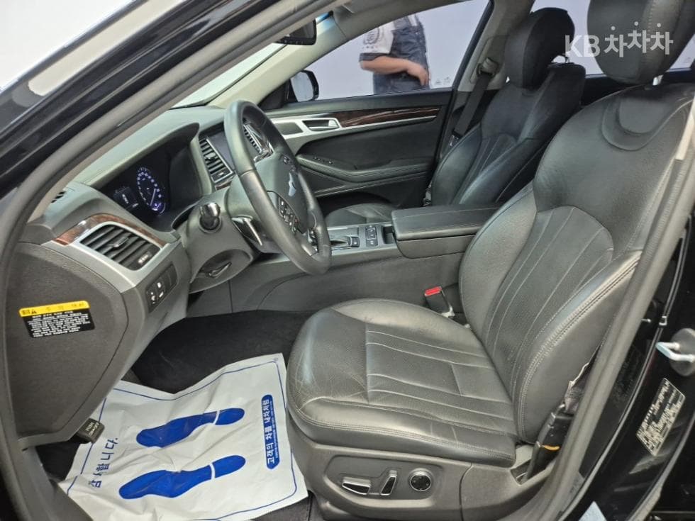 Hyundai GenesisDHG330 Modern AWD Standard - 11