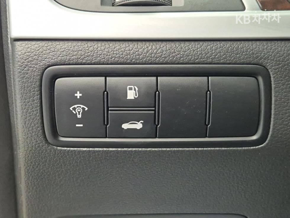 Hyundai GenesisDHG330 Modern AWD Standard - 17