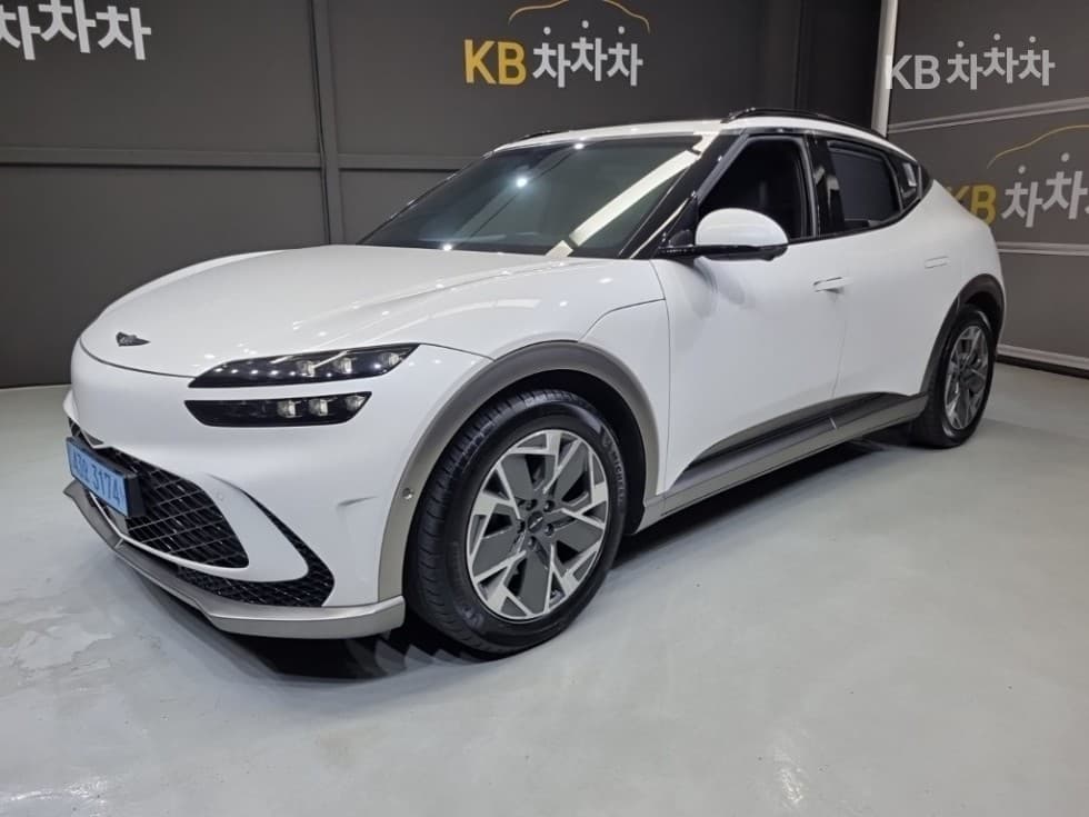 Дженезис GV60 Стандартен 2WD Стандартен - Image 1