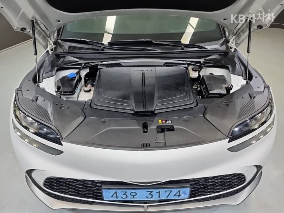 Дженезис GV60Стандартен 2WD Стандартен - 8