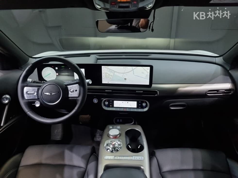 Дженезис GV60Стандартен 2WD Стандартен - 9