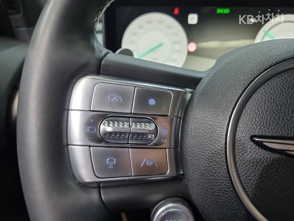 Дженезис GV60Стандартен 2WD Стандартен - 15