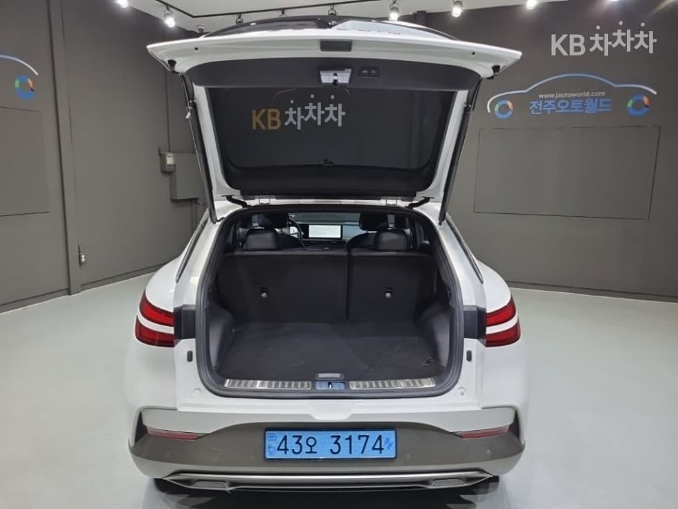Дженезис GV60Стандартен 2WD Стандартен - 29