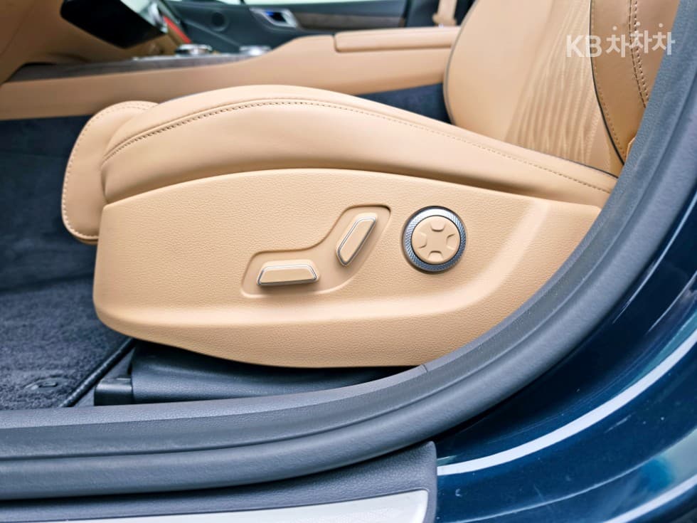 Genesis G80(RG3)2.5 Turbo Gasoline Direct Injection AWD - 14