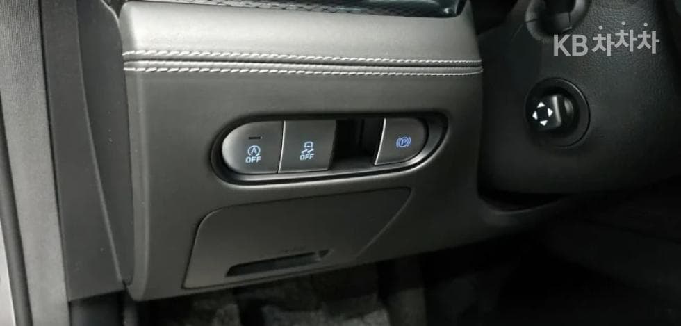 Дженезис G90(RS4)3.5T e-S/C AWD Стандартен - 13