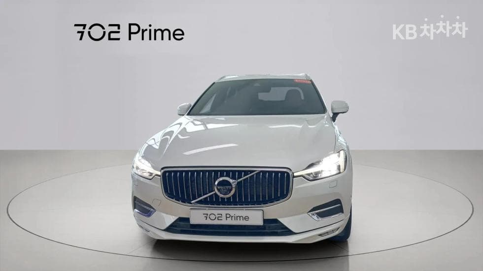 Volvo XC60 Второ поколениеB6 Inscription - 3